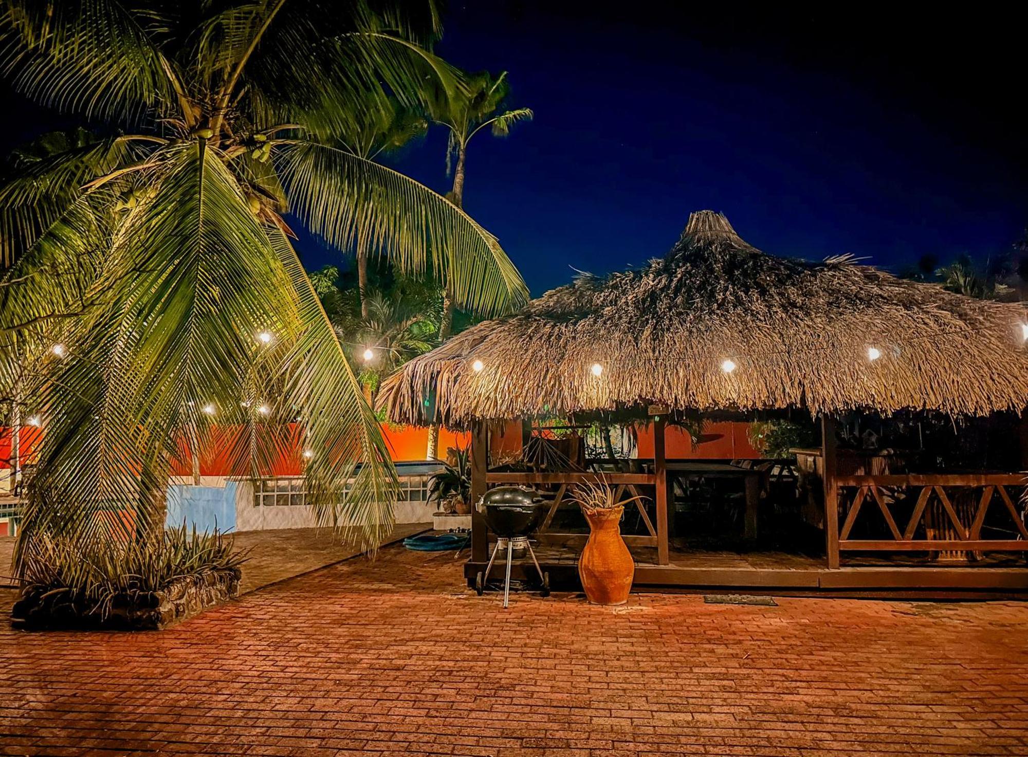 Woodstock Palmresort Curacao Willemstad Eksteriør billede
